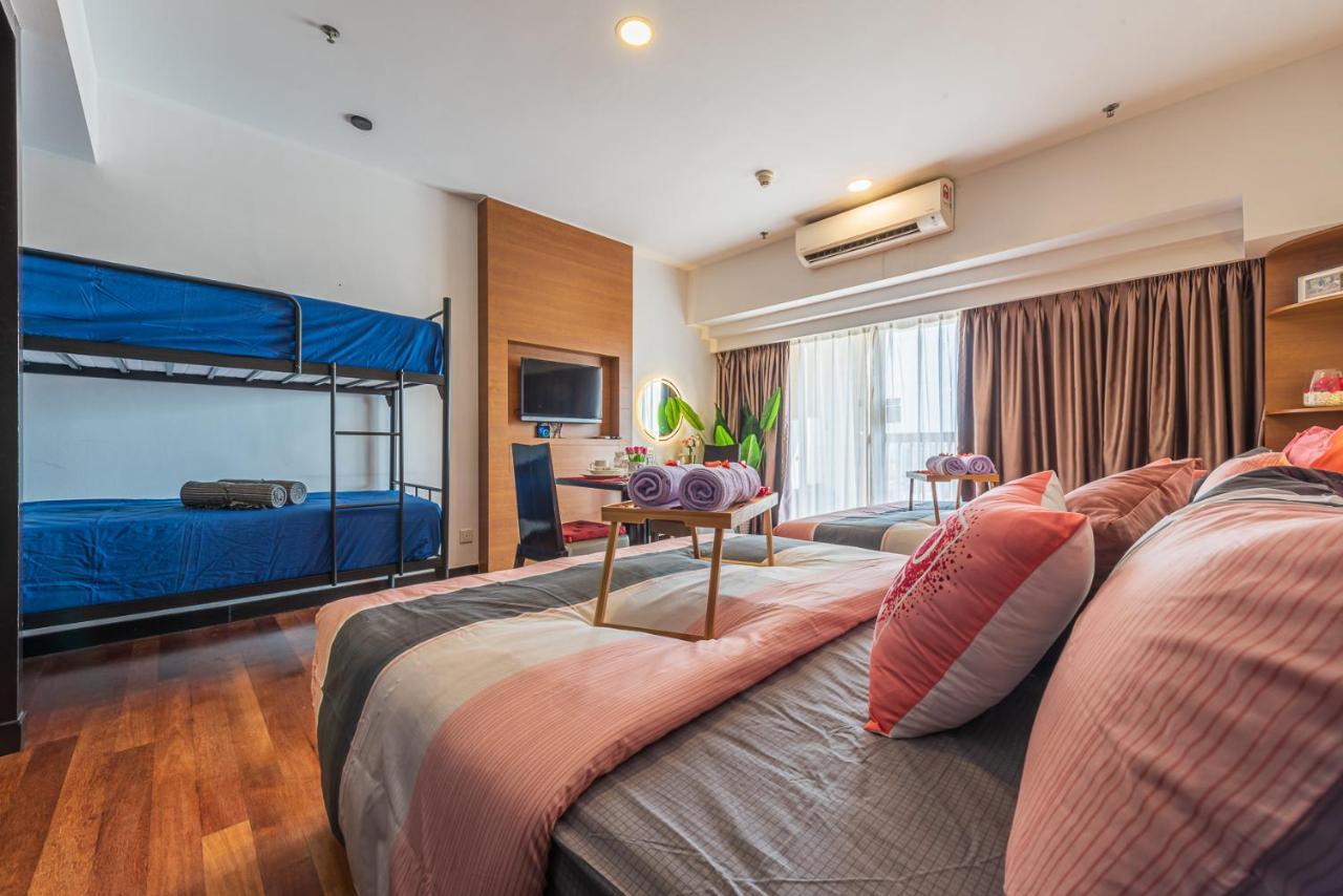 Lagoon View 6Pax Homestay At Sunway Resort Suites Petaling Jaya Exterior photo