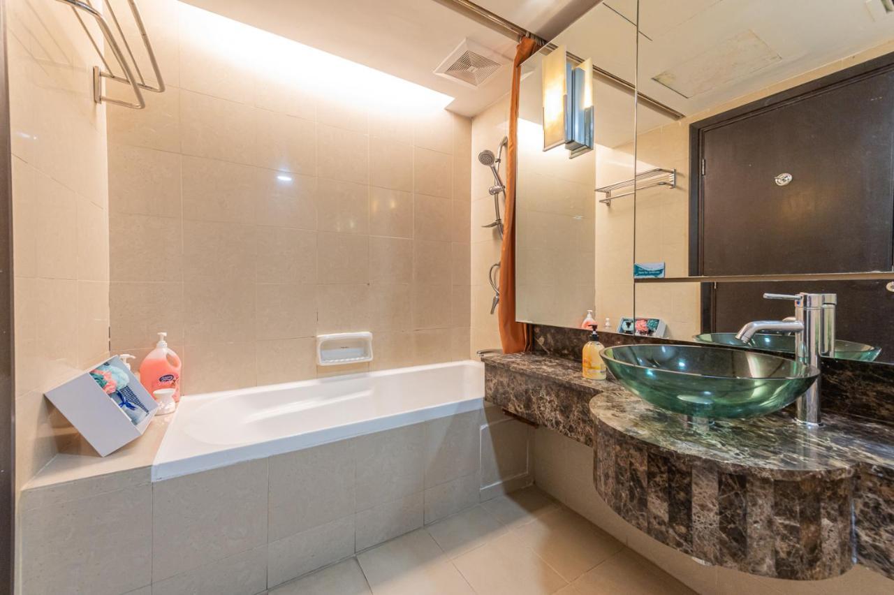 Lagoon View 6Pax Homestay At Sunway Resort Suites Petaling Jaya Exterior photo